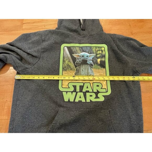 Star Wars Sweatshirt Hoodie XL Grogu Baby Yoda The Mandelorian Disney Adult Grey - Picture 4 of 6